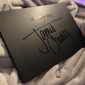 Morphe x James Charles Artistry Eyeshadow Palette